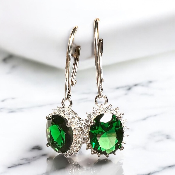 Emerald Earrings Sterling Silver 925 , May birthstone, Nickel Free Hinges - Picture 1 of 7